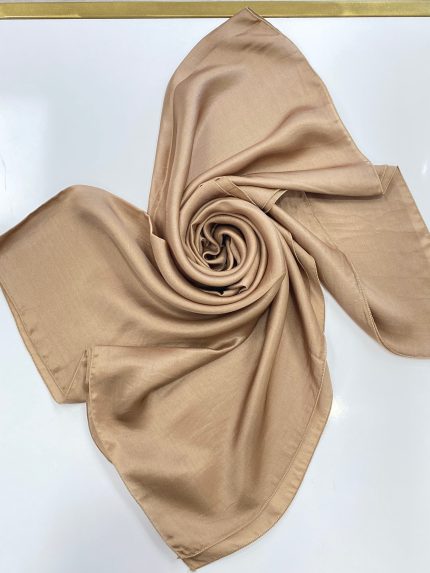 foulard soie uni, châle 100% soie imprimé, diamantine, digispun,diamantine, hijab, diamantine france, châle uni, châle crêpe uni, châle soie uni, châle soie imprimé, châle crêpe imprimé, hijab, hijabi