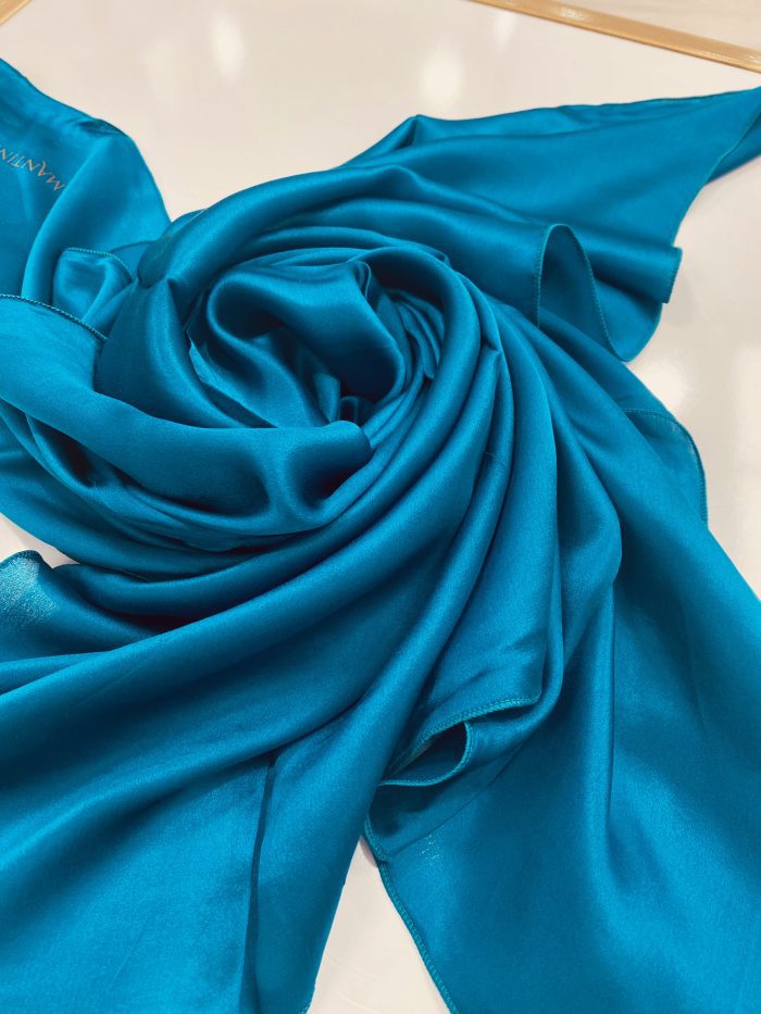 foulard soie uni, châle 100% soie imprimé, diamantine, digispun,diamantine, hijab, diamantine france, châle uni, châle crêpe uni, châle soie uni, châle soie imprimé, châle crêpe imprimé, hijab, hijabi