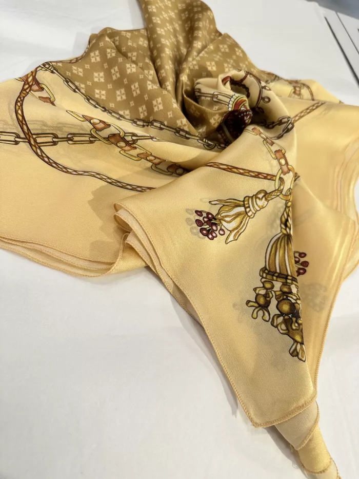 foulard soie diamantine beige