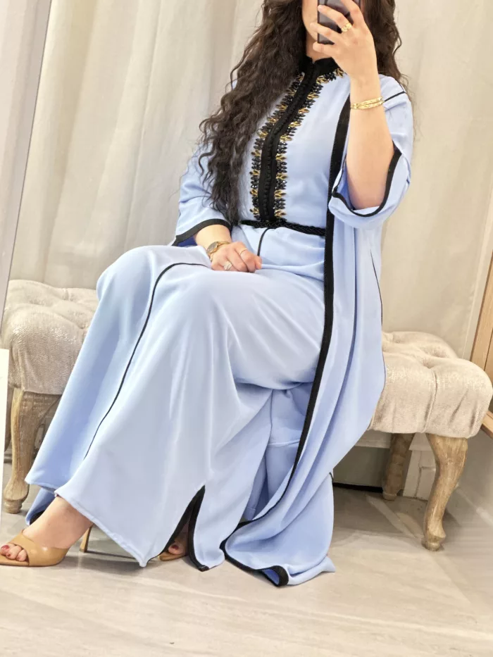 SAPHIR CAFTAN,jabador femme, veste femme, jabador femme, tunique diamantine, DIAMANTINE, DJELLABA femme , COMBINAISON FEMME, Gandoura femme,gandoura diamantine, diamantine, diamantine lyon, boutique diamantine lyon, TENUE femme BELDI, kmiss,kaftan, caftan, djellaba, beldi, ramadan, TUNIQUE FEMME, CAP FEMME