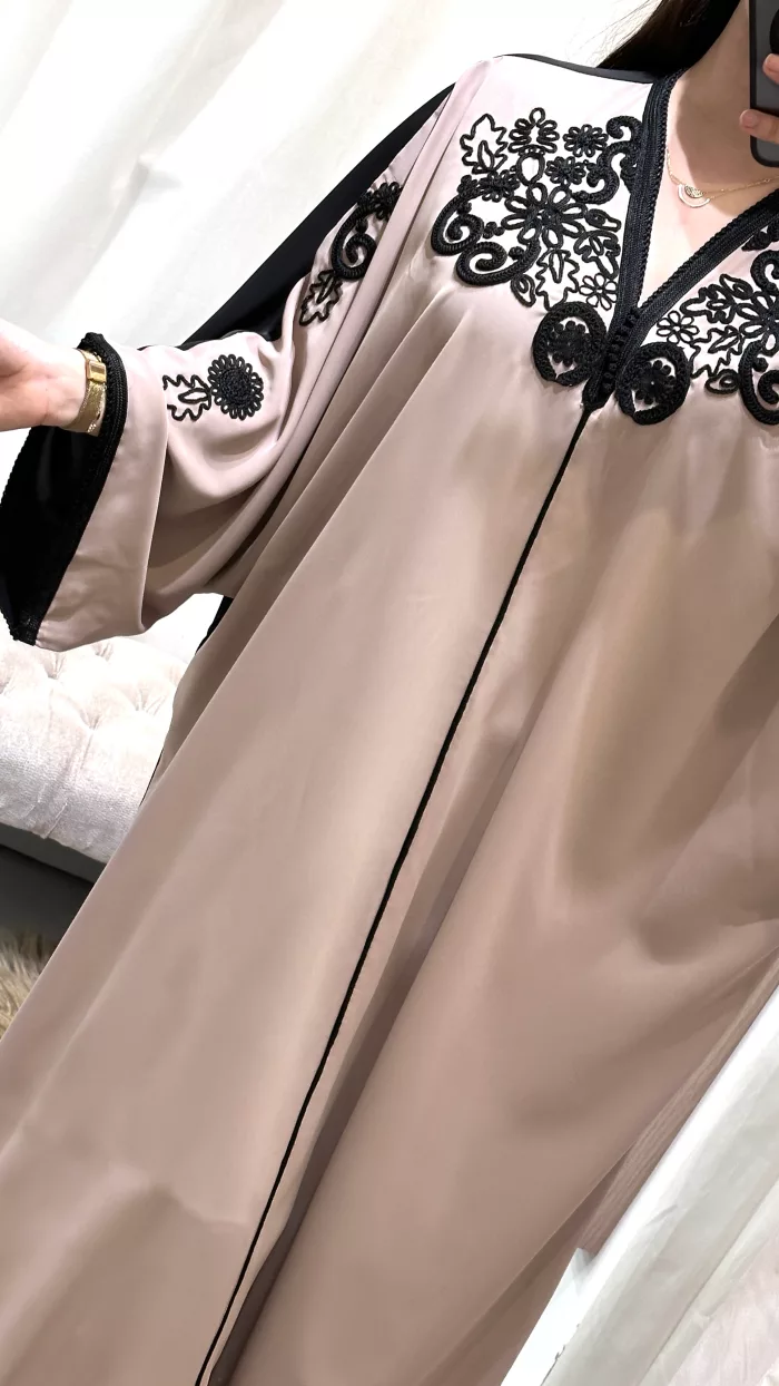 gandoura janna SAPHIR CAFTAN,jabador KAFTAN, CAFTAN, TAKCHITA, TEKCHITA, femme, veste femme, jabador femme, tunique diamantine, DIAMANTINE, DJELLABA femme , COMBINAISON FEMME, Gandoura femme,gandoura diamantine, diamantine, diamantine lyon, boutique diamantine lyon, TENUE femme BELDI, kmiss,kaftan, caftan, djellaba, beldi, ramadan, TUNIQUE FEMME, CAP FEMME, SAPHIR CAFTANE LYON