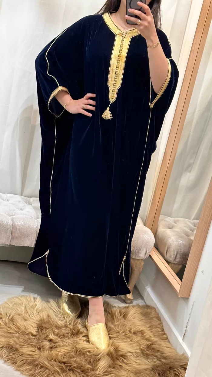 gandoura bouchra SAPHIR CAFTAN,jabador KAFTAN, CAFTAN, TAKCHITA, TEKCHITA, femme, veste femme, jabador femme, tunique diamantine, DIAMANTINE, DJELLABA femme , COMBINAISON FEMME, Gandoura femme,gandoura diamantine, diamantine, diamantine lyon, boutique diamantine lyon, TENUE femme BELDI, kmiss,kaftan, caftan, djellaba, beldi, ramadan, TUNIQUE FEMME, CAP FEMME, SAPHIR CAFTANE LYON