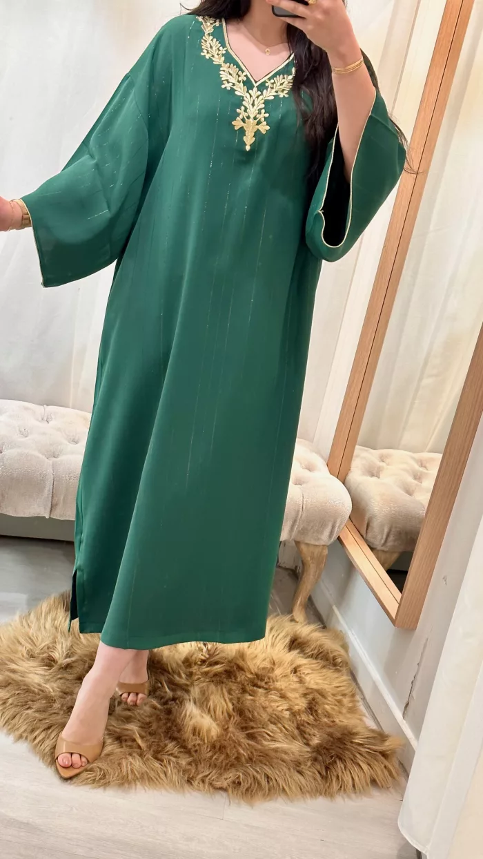 SAPHIR CAFTAN,jabador KAFTAN, CAFTAN, TAKCHITA, TEKCHITA, femme, veste femme, jabador femme, tunique diamantine, DIAMANTINE, DJELLABA femme , COMBINAISON FEMME, Gandoura femme,gandoura diamantine, diamantine, diamantine lyon, boutique diamantine lyon, TENUE femme BELDI, kmiss,kaftan, caftan, djellaba, beldi, ramadan, TUNIQUE FEMME, CAP FEMME, SAPHIR CAFTANE LYON