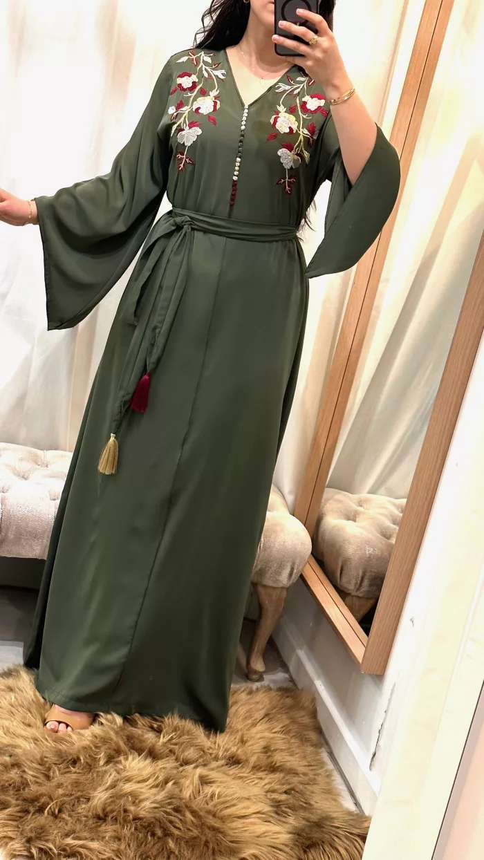 CAFTAN SOLENE SAPHIR CAFTAN, DIAMANTINE, DJELLABA FEMME , GANDOURA FEMME, KAFTAN FEMME, TRADITIONNEL, BELDI, BELDI FEMME, DIAMANTINE FRANCE, ZARA, ROBE LONGUE TRADITIONNELLE, ROBE LONGUE, MARIAGE, ROBE MARIAGE, ROBE MARIÉE, ROBE LONGUE TRADITIONNELLE,