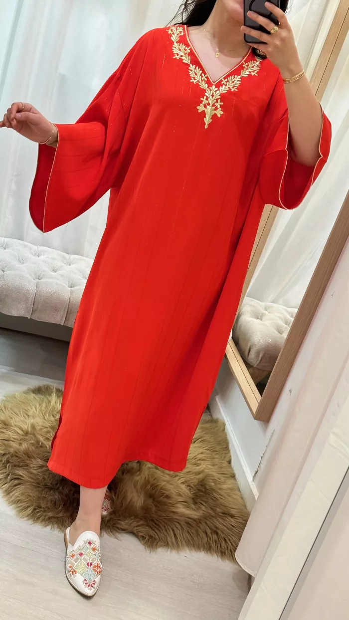 SAPHIR CAFTAN,jabador KAFTAN, CAFTAN, TAKCHITA, TEKCHITA, femme, veste femme, jabador femme, tunique diamantine, DIAMANTINE, DJELLABA femme , COMBINAISON FEMME, Gandoura femme,gandoura diamantine, diamantine, diamantine lyon, boutique diamantine lyon, TENUE femme BELDI, kmiss,kaftan, caftan, djellaba, beldi, ramadan, TUNIQUE FEMME, CAP FEMME, SAPHIR CAFTANE LYON