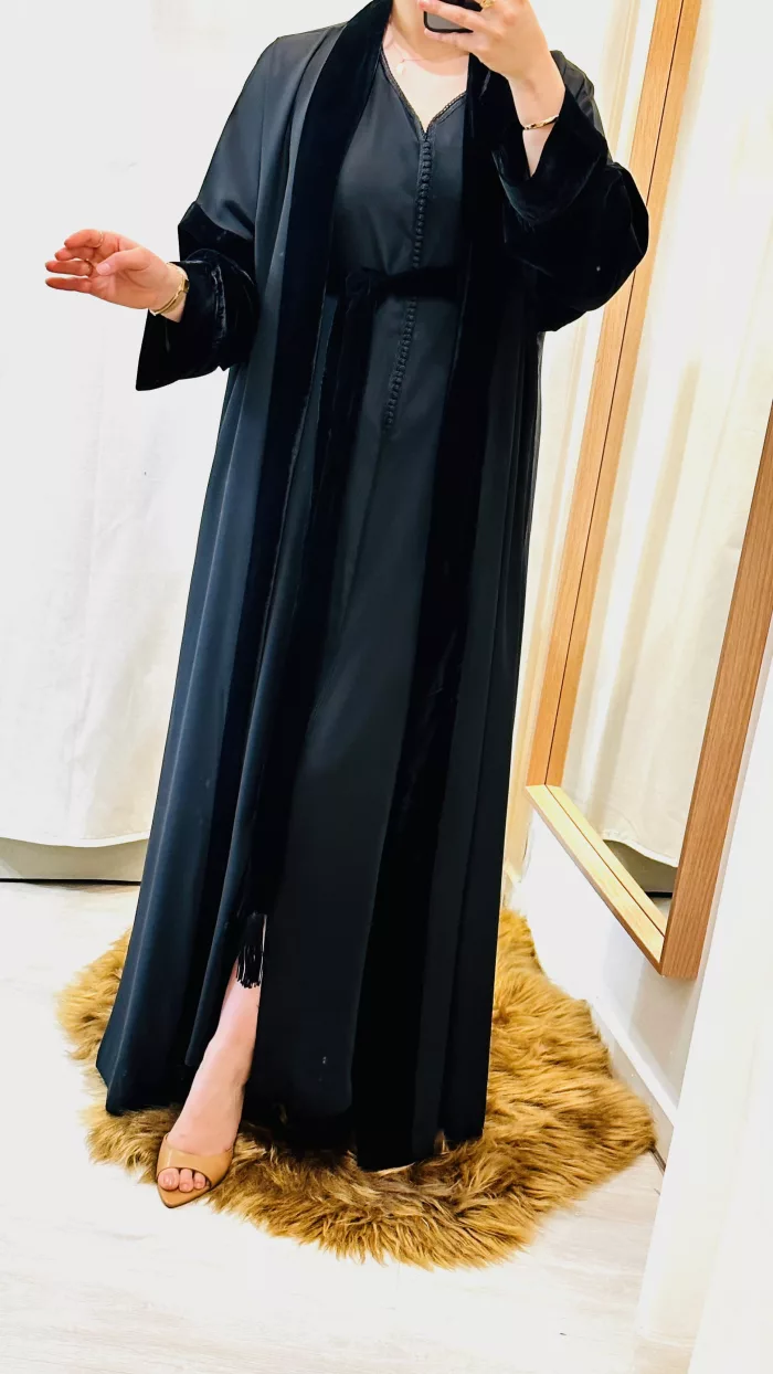 SAPHIR CAFTAN,jabador KAFTAN, CAFTAN, TAKCHITA, TEKCHITA, femme, veste femme, jabador femme, tunique diamantine, DIAMANTINE, DJELLABA femme , COMBINAISON FEMME, Gandoura femme,gandoura diamantine, diamantine, diamantine lyon, boutique diamantine lyon, TENUE femme BELDI, kmiss,kaftan, caftan, djellaba, beldi, ramadan, TUNIQUE FEMME, CAP FEMME, SAPHIR CAFTANE LYON