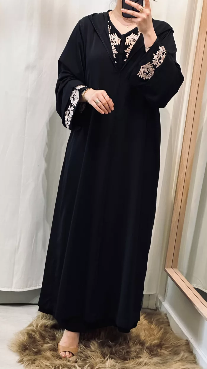 SAPHIR CAFTAN,jabador KAFTAN, CAFTAN, TAKCHITA, TEKCHITA, femme, veste femme, jabador femme, tunique diamantine, DIAMANTINE, DJELLABA femme , COMBINAISON FEMME, Gandoura femme,gandoura diamantine, diamantine, diamantine lyon, boutique diamantine lyon, TENUE femme BELDI, kmiss,kaftan, caftan, djellaba, beldi, ramadan, TUNIQUE FEMME, CAP FEMME, SAPHIR CAFTANE LYON