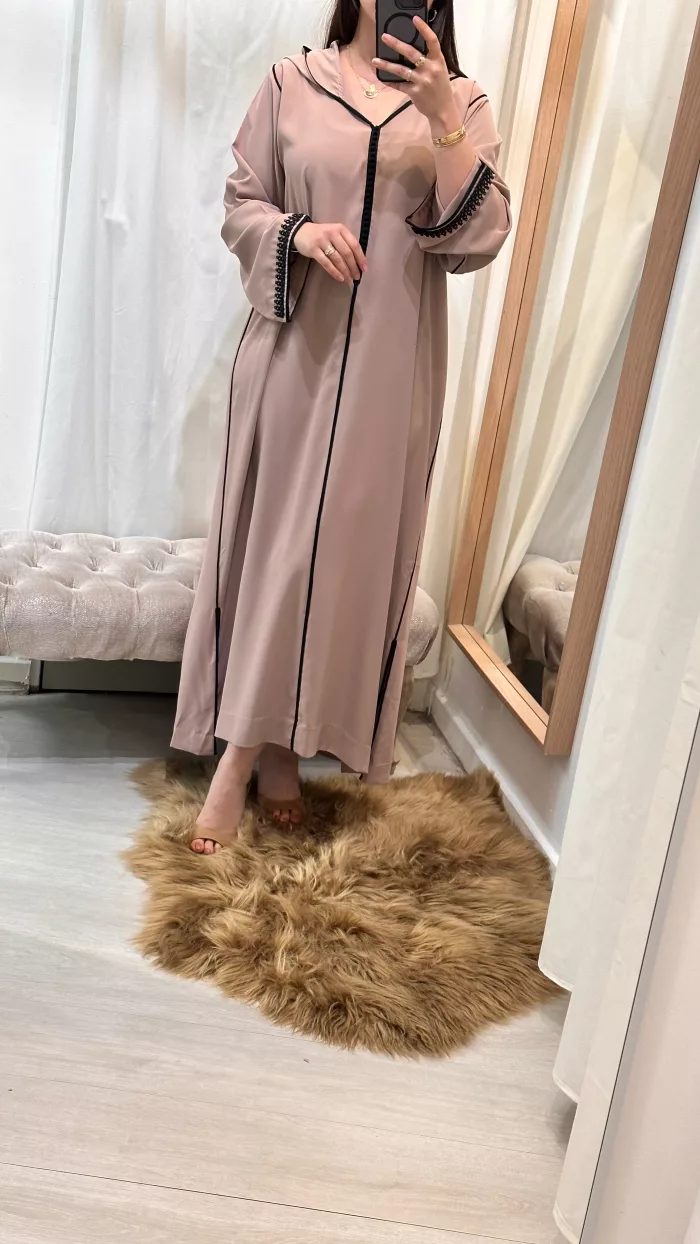 SAPHIR CAFTAN,jabador KAFTAN, CAFTAN, TAKCHITA, TEKCHITA, femme, veste femme, jabador femme, tunique diamantine, DIAMANTINE, DJELLABA femme , COMBINAISON FEMME, Gandoura femme,gandoura diamantine, diamantine, diamantine lyon, boutique diamantine lyon, TENUE femme BELDI, kmiss,kaftan, caftan, djellaba, beldi, ramadan, TUNIQUE FEMME, CAP FEMME, SAPHIR CAFTANE LYON