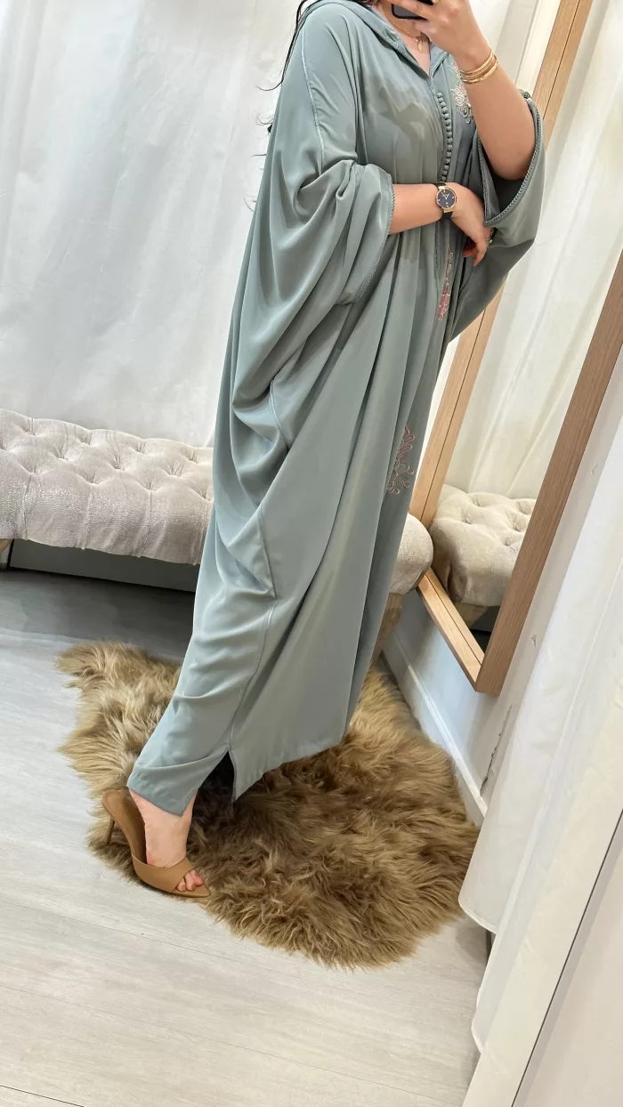 SAPHIR CAFTAN,jabador KAFTAN, CAFTAN, TAKCHITA, TEKCHITA, femme, veste femme, jabador femme, tunique diamantine, DIAMANTINE, DJELLABA femme , COMBINAISON FEMME, Gandoura femme,gandoura diamantine, diamantine, diamantine lyon, boutique diamantine lyon, TENUE femme BELDI, kmiss,kaftan, caftan, djellaba, beldi, ramadan, TUNIQUE FEMME, CAP FEMME, SAPHIR CAFTANE LYON