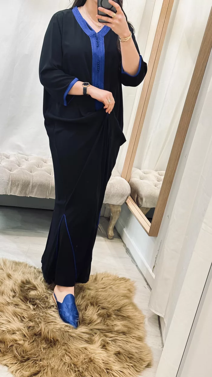 SAPHIR CAFTAN,jabador KAFTAN, CAFTAN, TAKCHITA, TEKCHITA, femme, veste femme, jabador femme, tunique diamantine, DIAMANTINE, DJELLABA femme , COMBINAISON FEMME, Gandoura femme,gandoura diamantine, diamantine, diamantine lyon, boutique diamantine lyon, TENUE femme BELDI, kmiss,kaftan, caftan, djellaba, beldi, ramadan, TUNIQUE FEMME, CAP FEMME, SAPHIR CAFTANE LYON