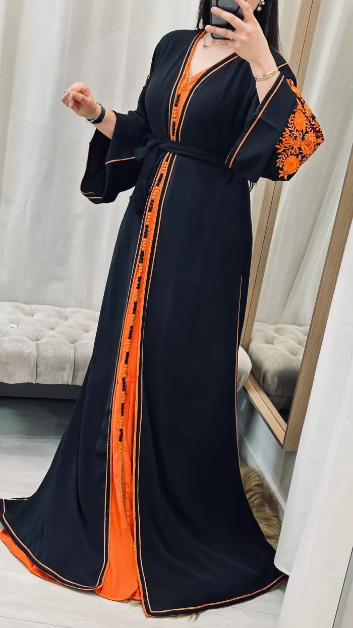 SAPHIR CAFTAN,jabador KAFTAN, CAFTAN, TAKCHITA, TEKCHITA, femme, veste femme, jabador femme, tunique diamantine, DIAMANTINE, DJELLABA femme , COMBINAISON FEMME, Gandoura femme,gandoura diamantine, diamantine, diamantine lyon, boutique diamantine lyon, TENUE femme BELDI, kmiss,kaftan, caftan, djellaba, beldi, ramadan, TUNIQUE FEMME, CAP FEMME, SAPHIR CAFTANE LYON