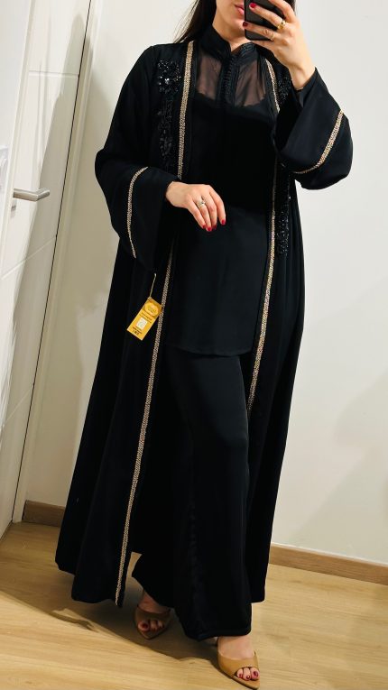 SAPHIR CAFTAN,jabador KAFTAN, CAFTAN, TAKCHITA, TEKCHITA, femme, veste femme, jabador femme, tunique diamantine, DIAMANTINE, DJELLABA femme , COMBINAISON FEMME, Gandoura femme,gandoura diamantine, diamantine, diamantine lyon, boutique diamantine lyon, TENUE femme BELDI, kmiss,kaftan, caftan, djellaba, beldi, ramadan, TUNIQUE FEMME, CAP FEMME, SAPHIR CAFTANE LYON