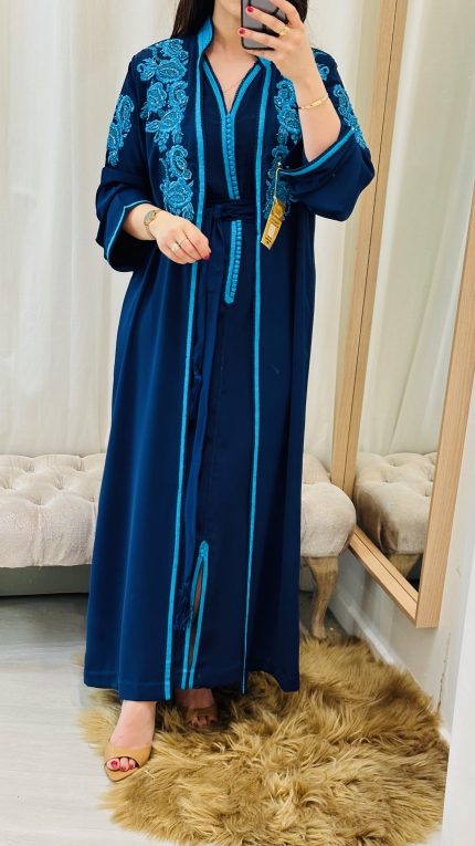 SAPHIR CAFTAN,jabador KAFTAN, CAFTAN, TAKCHITA, TEKCHITA, femme, veste femme, jabador femme, tunique diamantine, DIAMANTINE, DJELLABA femme , COMBINAISON FEMME, Gandoura femme,gandoura diamantine, diamantine, diamantine lyon, boutique diamantine lyon, TENUE femme BELDI, kmiss,kaftan, caftan, djellaba, beldi, ramadan, TUNIQUE FEMME, CAP FEMME, SAPHIR CAFTANE LYON