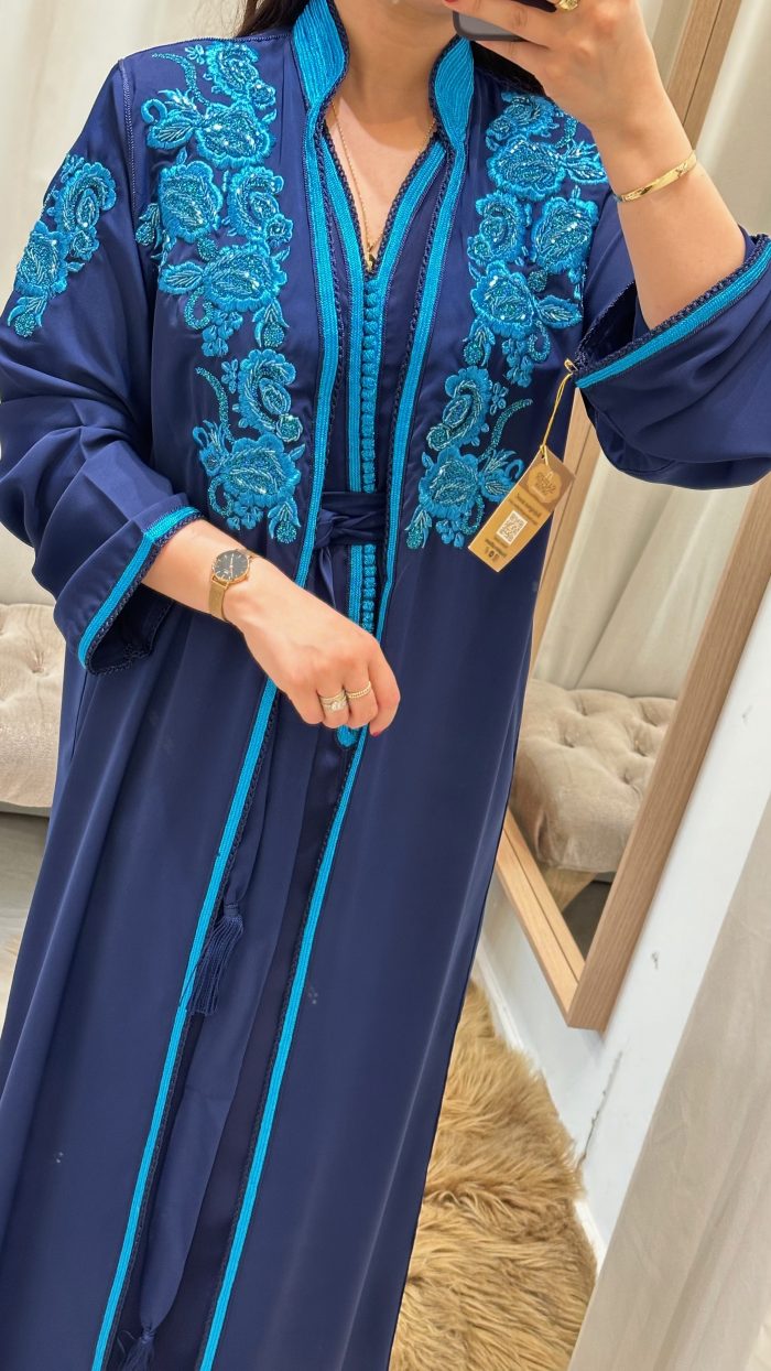 SAPHIR CAFTAN,jabador KAFTAN, CAFTAN, TAKCHITA, TEKCHITA, femme, veste femme, jabador femme, tunique diamantine, DIAMANTINE, DJELLABA femme , COMBINAISON FEMME, Gandoura femme,gandoura diamantine, diamantine, diamantine lyon, boutique diamantine lyon, TENUE femme BELDI, kmiss,kaftan, caftan, djellaba, beldi, ramadan, TUNIQUE FEMME, CAP FEMME, SAPHIR CAFTANE LYON