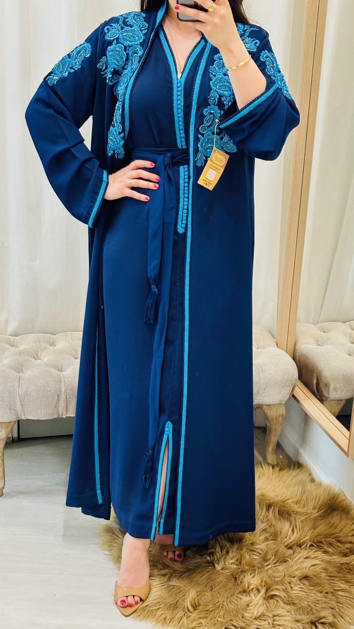 SAPHIR CAFTAN,jabador KAFTAN, CAFTAN, TAKCHITA, TEKCHITA, femme, veste femme, jabador femme, tunique diamantine, DIAMANTINE, DJELLABA femme , COMBINAISON FEMME, Gandoura femme,gandoura diamantine, diamantine, diamantine lyon, boutique diamantine lyon, TENUE femme BELDI, kmiss,kaftan, caftan, djellaba, beldi, ramadan, TUNIQUE FEMME, CAP FEMME, SAPHIR CAFTANE LYON