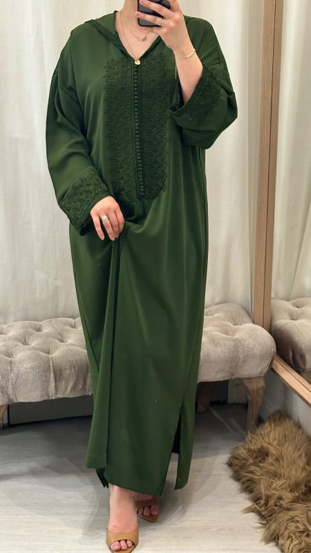 SAPHIR CAFTAN,DJELLABA KMISS DEUX Pièces jabador KAFTAN, CAFTAN, TAKCHITA, TEKCHITA, femme, veste femme, jabador femme, tunique diamantine, DIAMANTINE, DJELLABA femme , COMBINAISON FEMME, Gandoura femme,gandoura diamantine, diamantine, diamantine lyon, boutique diamantine lyon, TENUE femme BELDI, kmiss,kaftan, caftan, djellaba, beldi, ramadan, TUNIQUE FEMME, CAP FEMME, SAPHIR CAFTANE LYON