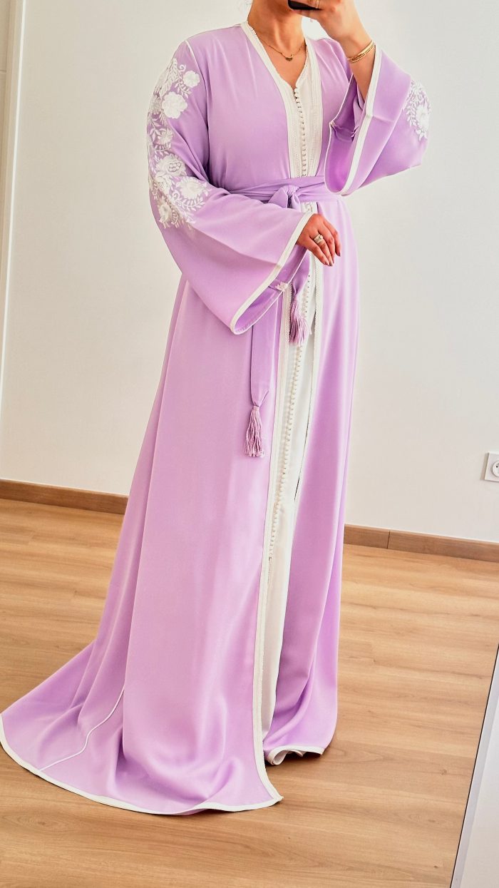 SAPHIR CAFTAN,jabador KAFTAN, CAFTAN, TAKCHITA, TEKCHITA, femme, veste femme, jabador femme, tunique diamantine, DIAMANTINE, DJELLABA femme , COMBINAISON FEMME, Gandoura femme,gandoura diamantine, diamantine, diamantine lyon, boutique diamantine lyon, TENUE femme BELDI, kmiss,kaftan, caftan, djellaba, beldi, ramadan, TUNIQUE FEMME, CAP FEMME, SAPHIR CAFTANE LYON