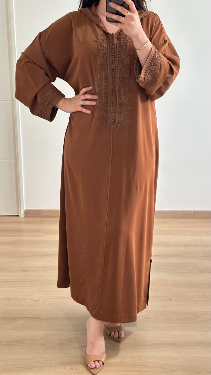 SAPHIR CAFTAN,DJELLABA KMISS DEUX Pièces jabador KAFTAN, CAFTAN, TAKCHITA, TEKCHITA, femme, veste femme, jabador femme, tunique diamantine, DIAMANTINE, DJELLABA femme , COMBINAISON FEMME, Gandoura femme,gandoura diamantine, diamantine, diamantine lyon, boutique diamantine lyon, TENUE femme BELDI, kmiss,kaftan, caftan, djellaba, beldi, ramadan, TUNIQUE FEMME, CAP FEMME, SAPHIR CAFTANE LYON