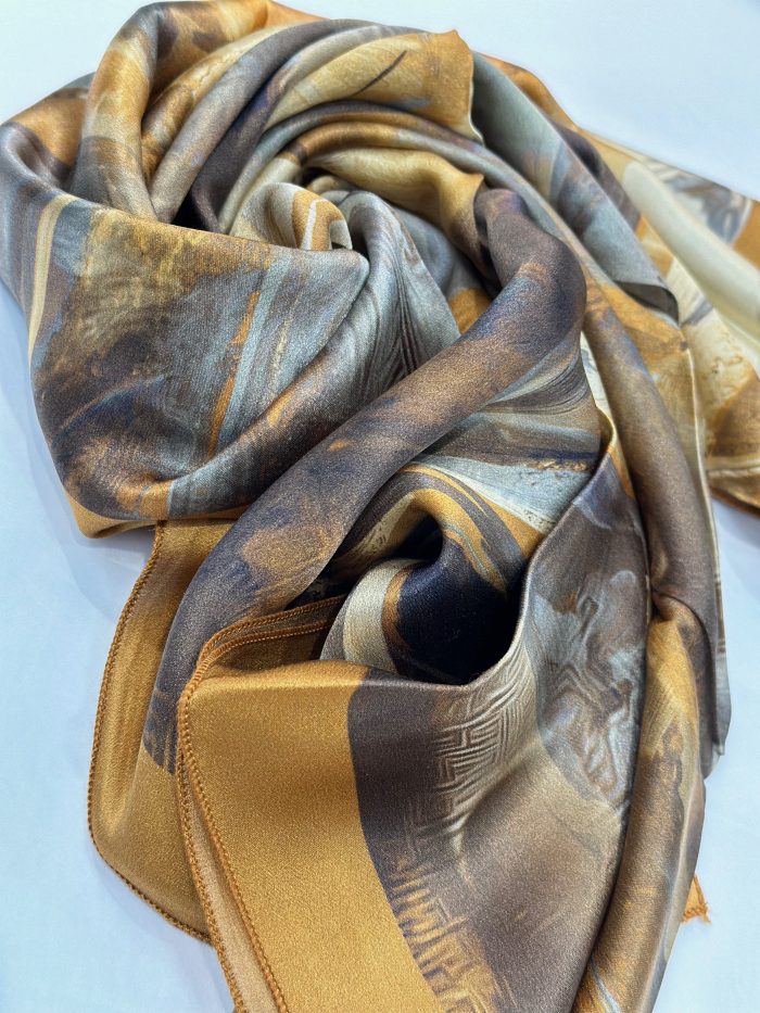 FOULARD 100% SOIE, saphir caftan, châle, châle fibre de soie, digispun,diamantine, hijab, diamantine france, châle uni, châle crêpe uni, châle soie uni, châle soie imprimé, châle crêpe imprimé, hijab, hijabi