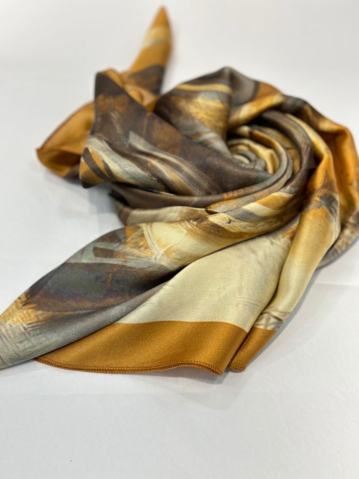 FOULARD 100% SOIE, saphir caftan, châle, châle fibre de soie, digispun,diamantine, hijab, diamantine france, châle uni, châle crêpe uni, châle soie uni, châle soie imprimé, châle crêpe imprimé, hijab, hijabi