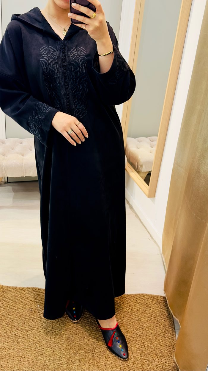 SAPHIR CAFTAN,DJELLABA KMISS DEUX Pièces jabador KAFTAN, CAFTAN, TAKCHITA, TEKCHITA, femme, veste femme, jabador femme, tunique diamantine, DIAMANTINE, DJELLABA femme , COMBINAISON FEMME, Gandoura femme,gandoura diamantine, diamantine, diamantine lyon, boutique diamantine lyon, TENUE femme BELDI, kmiss,kaftan, caftan, djellaba, beldi, ramadan, TUNIQUE FEMME, CAP FEMME, SAPHIR CAFTANE LYON