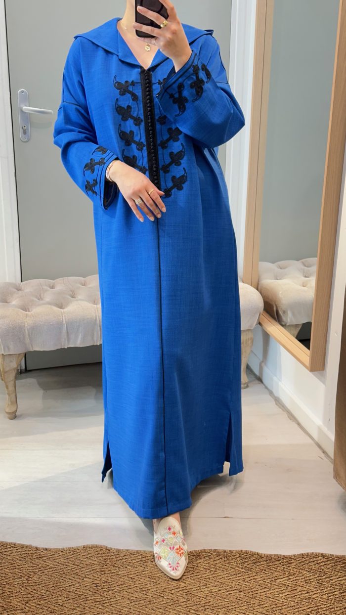 SAPHIR CAFTAN,DJELLABA KMISS DEUX Pièces jabador KAFTAN, CAFTAN, TAKCHITA, TEKCHITA, femme, veste femme, jabador femme, tunique diamantine, DIAMANTINE, DJELLABA femme , COMBINAISON FEMME, Gandoura femme,gandoura diamantine, diamantine, diamantine lyon, boutique diamantine lyon, TENUE femme BELDI, kmiss,kaftan, caftan, djellaba, beldi, ramadan, TUNIQUE FEMME, CAP FEMME, SAPHIR CAFTANE LYON