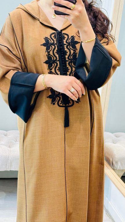 SAPHIR CAFTAN,DJELLABA KMISS DEUX Pièces jabador KAFTAN, CAFTAN, TAKCHITA, TEKCHITA, femme, veste femme, jabador femme, tunique diamantine, DIAMANTINE, DJELLABA femme , COMBINAISON FEMME, Gandoura femme,gandoura diamantine, diamantine, diamantine lyon, boutique diamantine lyon, TENUE femme BELDI, kmiss,kaftan, caftan, djellaba, beldi, ramadan, TUNIQUE FEMME, CAP FEMME, SAPHIR CAFTANE LYON