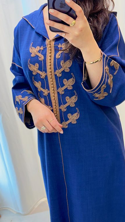 SAPHIR CAFTAN,DJELLABA KMISS DEUX Pièces jabador KAFTAN, CAFTAN, TAKCHITA, TEKCHITA, femme, veste femme, jabador femme, tunique diamantine, DIAMANTINE, DJELLABA femme , COMBINAISON FEMME, Gandoura femme,gandoura diamantine, diamantine, diamantine lyon, boutique diamantine lyon, TENUE femme BELDI, kmiss,kaftan, caftan, djellaba, beldi, ramadan, TUNIQUE FEMME, CAP FEMME, SAPHIR CAFTANE LYON