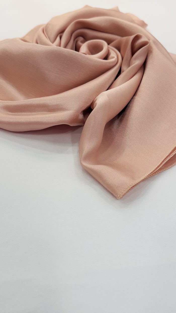 châle fibre de soie rose clair